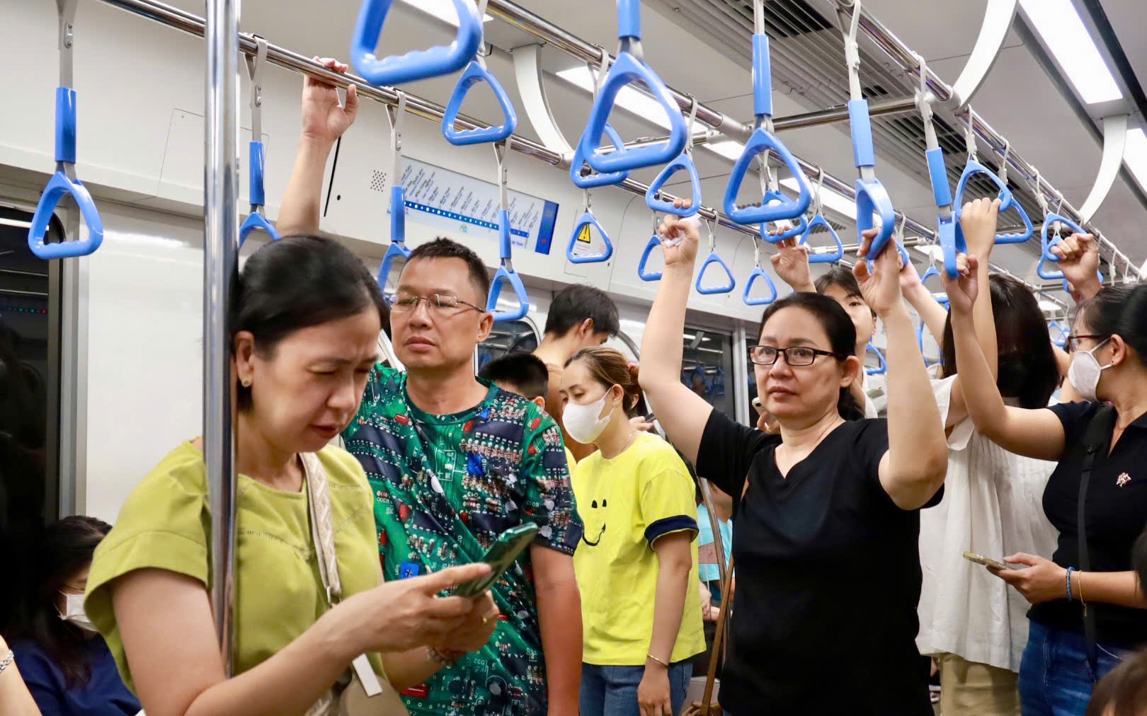 Lịch chạy mới nhất của metro số 1: Sẵn sàng cho lễ lớn