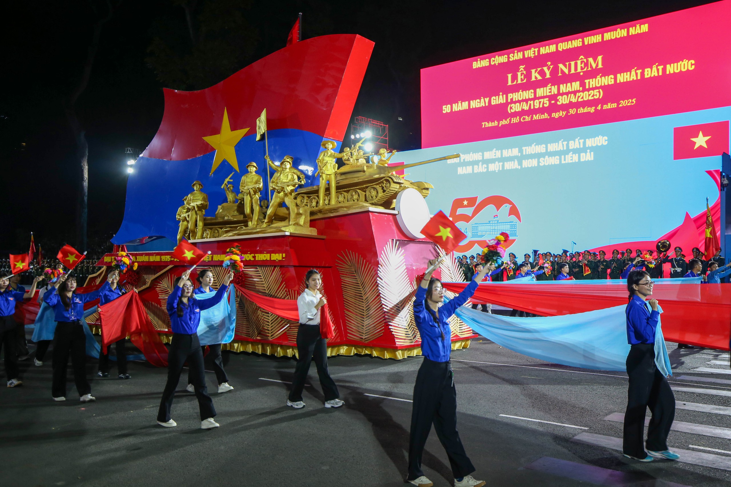 Ý nghĩa thiêng liêng của khối xe Nghi trượng tại lễ diễu binh, diễu hành Đại lễ 30-4- Ảnh 5.