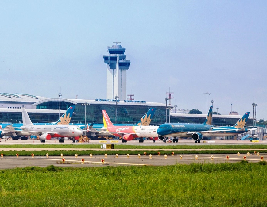 Siết chặt an to&agrave;n phương tiện hoạt động tại khu bay T&acirc;n Sơn Nhất- Ảnh 1.
