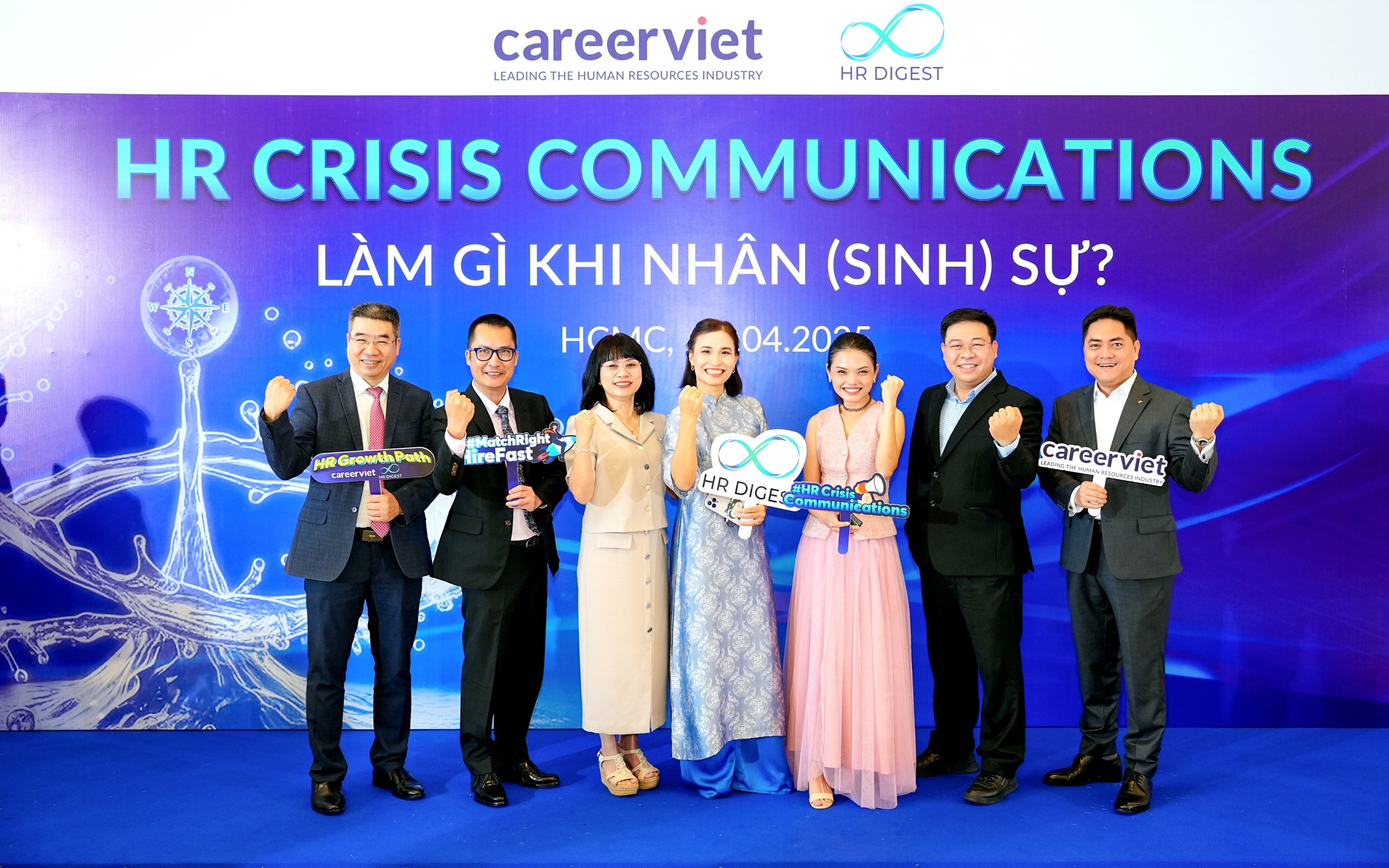 5 công việc có tuổi nghề cực cao, càng già càng dễ xin việc