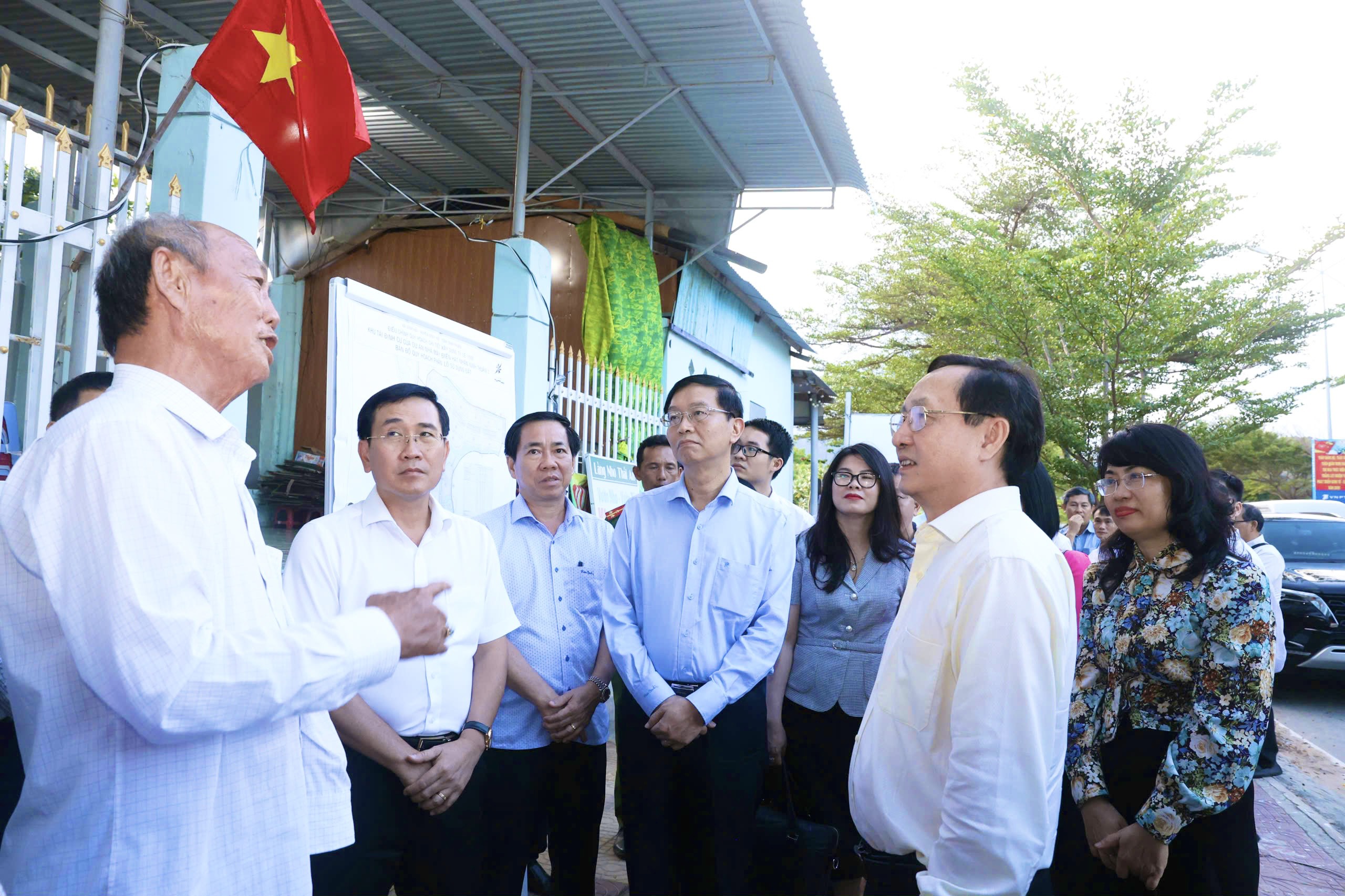 Ban Tuyên giáo và Dân vận Trung ương làm việc với Ninh Thuận về dự án điện hạt nhân- Ảnh 5.