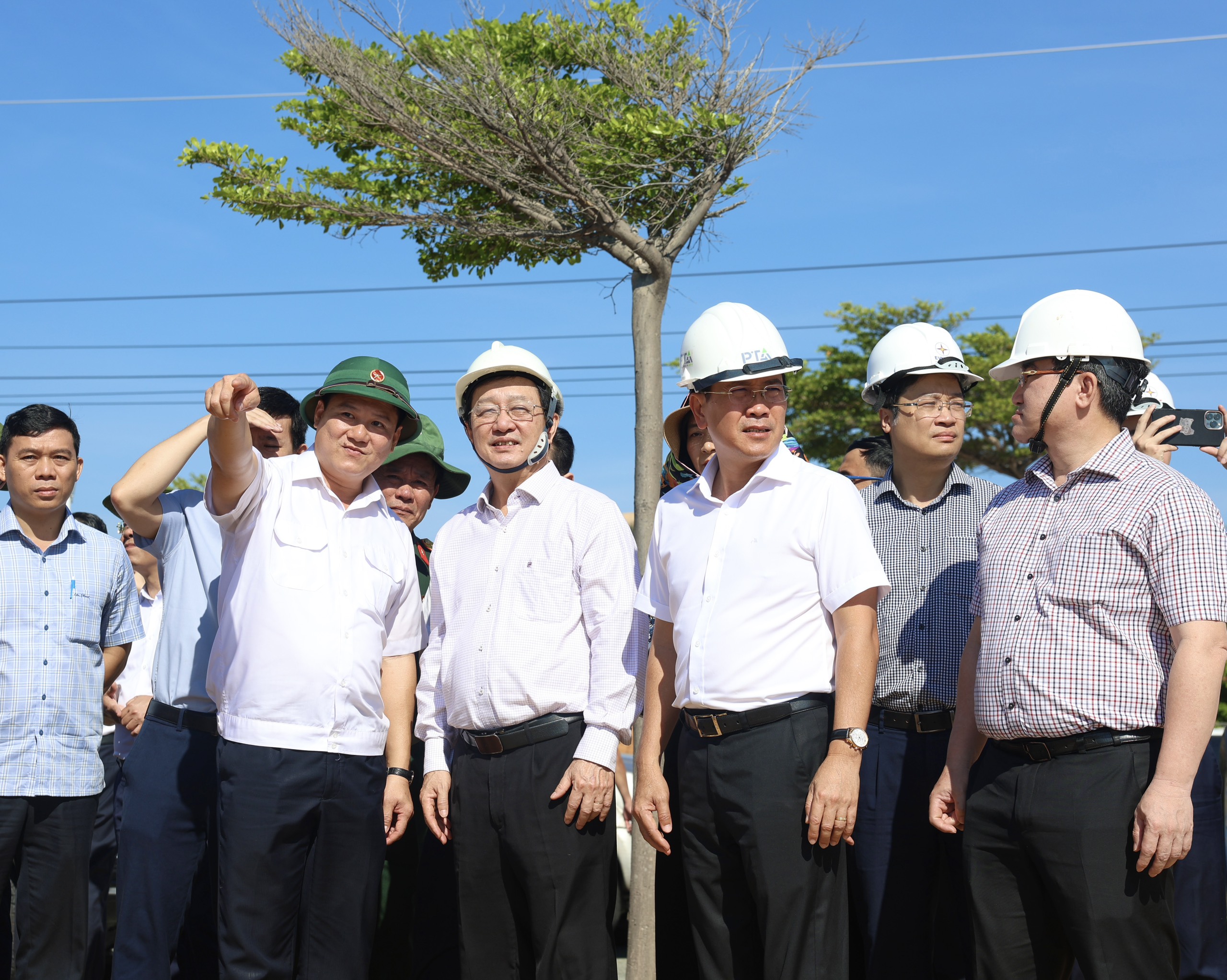 Ban Tuyên giáo và Dân vận Trung ương làm việc với Ninh Thuận về dự án điện hạt nhân- Ảnh 4.
