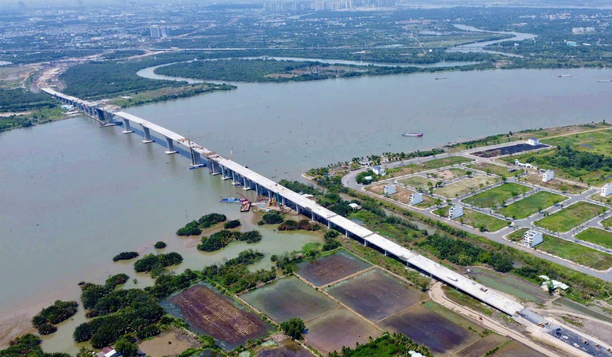 Kết nối giao th&ocirc;ng v&ugrave;ng Đ&ocirc;ng Nam Bộ - Ảnh 1.