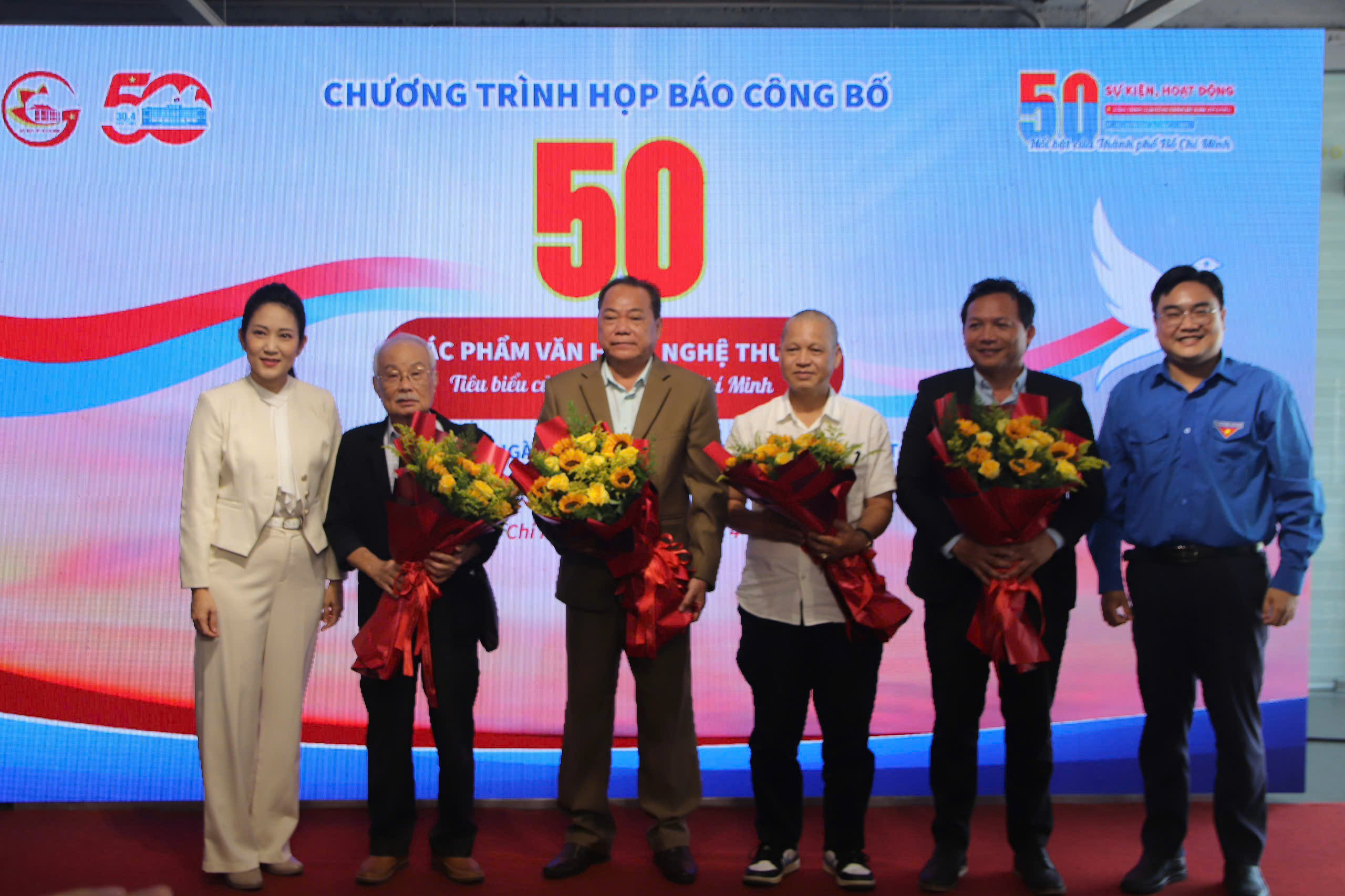 Tôn vinh 50 tác phẩm văn học nghệ thuật - Ảnh 1.