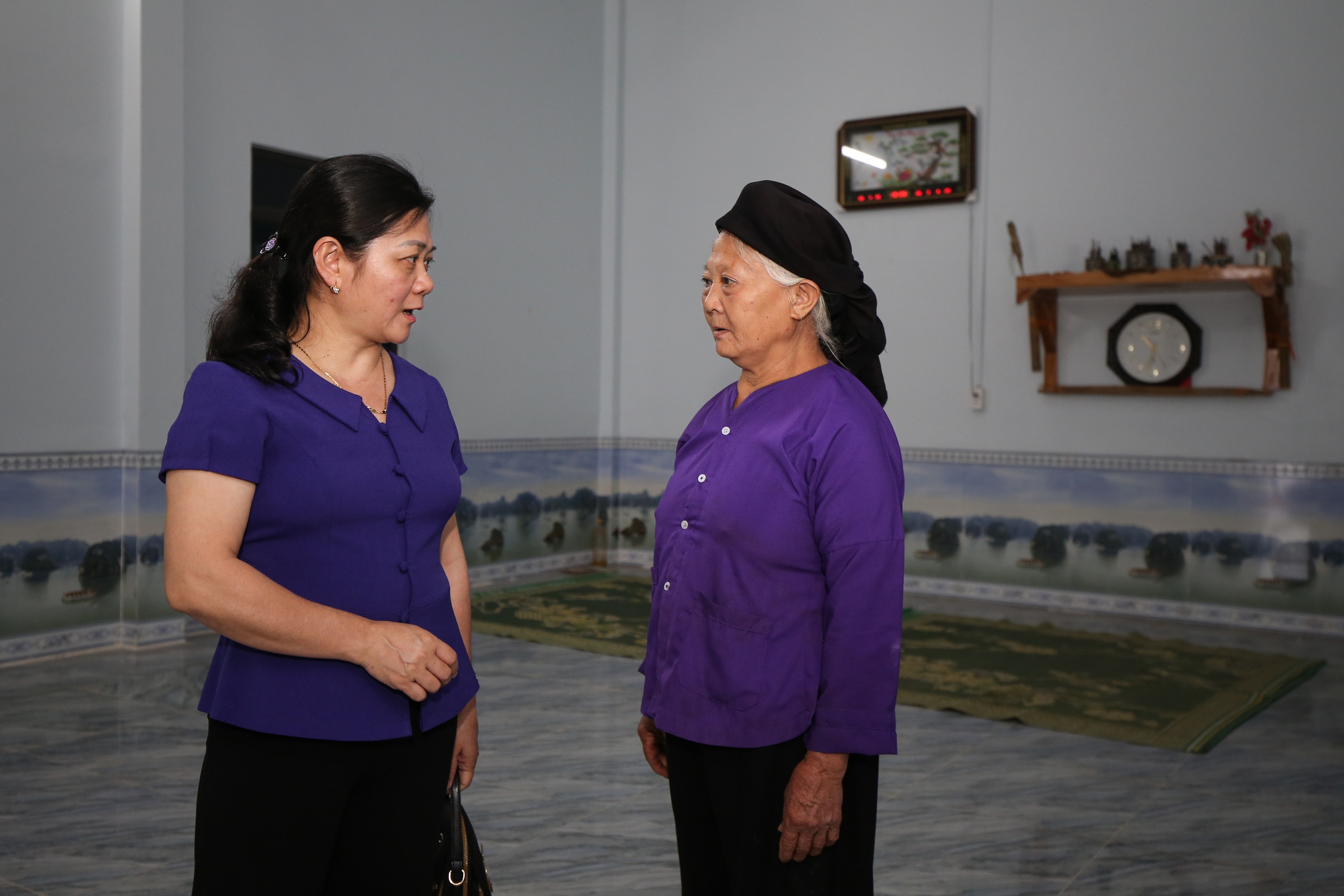 Khánh thành 20 căn nhà bạn đọc Báo Người Lao Động hỗ trợ người dân Cao Bằng bị ảnh hưởng bão Yagi- Ảnh 8.