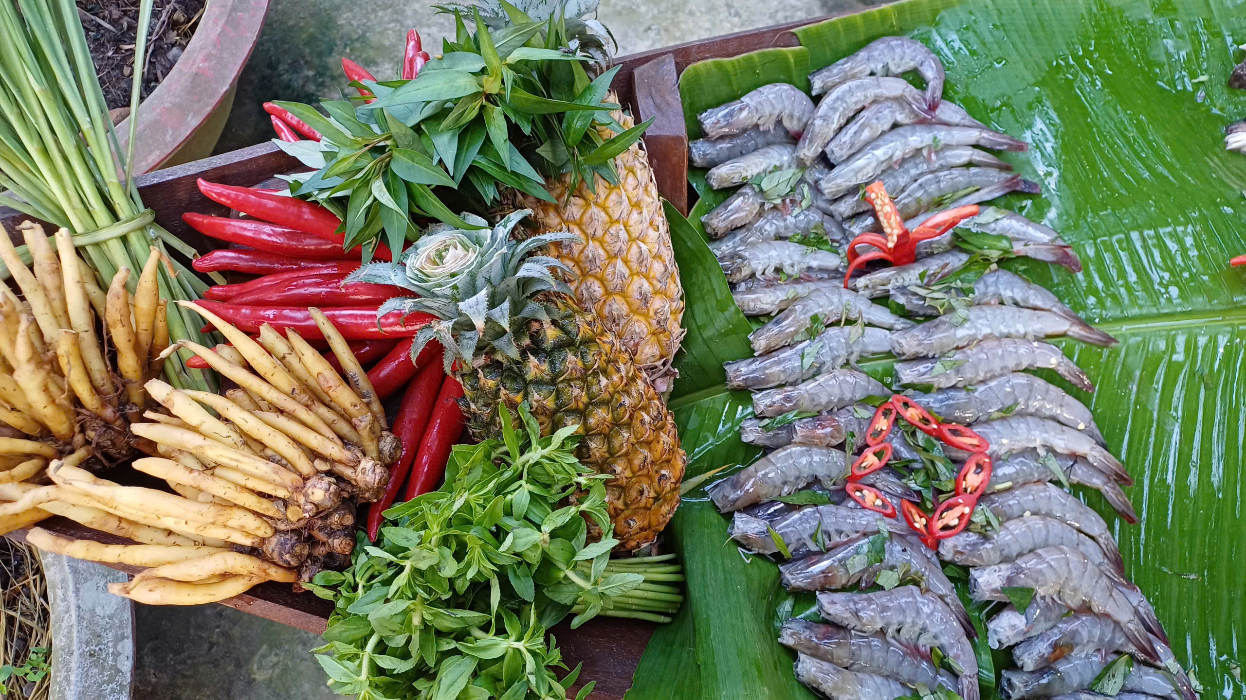 VIDEO: Tr&igrave;nh diễn chế biến lẩu mắm lớn nhất Việt Nam tại U Minh Hạ - Ảnh 7.