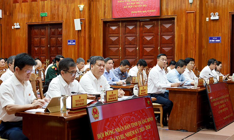Kỳ họp lịch sử tại Quảng B&igrave;nh trước thềm hợp nhất với Quảng Trị- Ảnh 2.