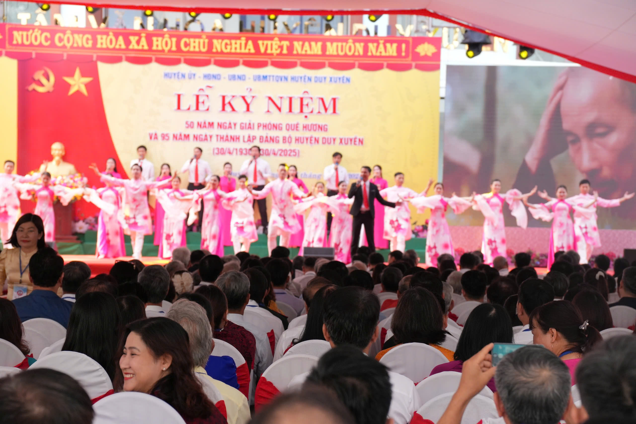 Duy Xuyên long trọng tổ chức lễ kỷ niệm 50 năm giải phóng quê hương- Ảnh 5.