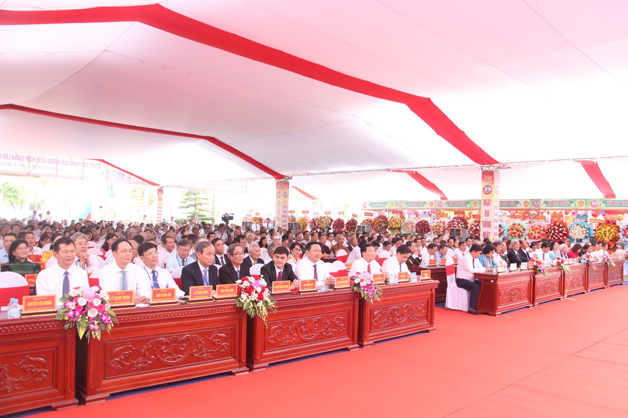 Duy Xuyên long trọng tổ chức lễ kỷ niệm 50 năm giải phóng quê hương- Ảnh 2.
