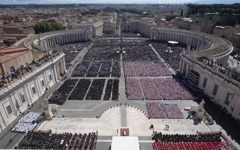 Thế giới vĩnh biệt Giáo hoàng Francis