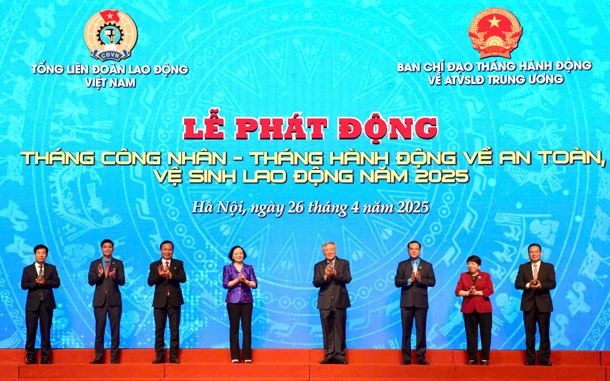 Công nhân là lực lượng tiên phong trong kỷ nguyên mới