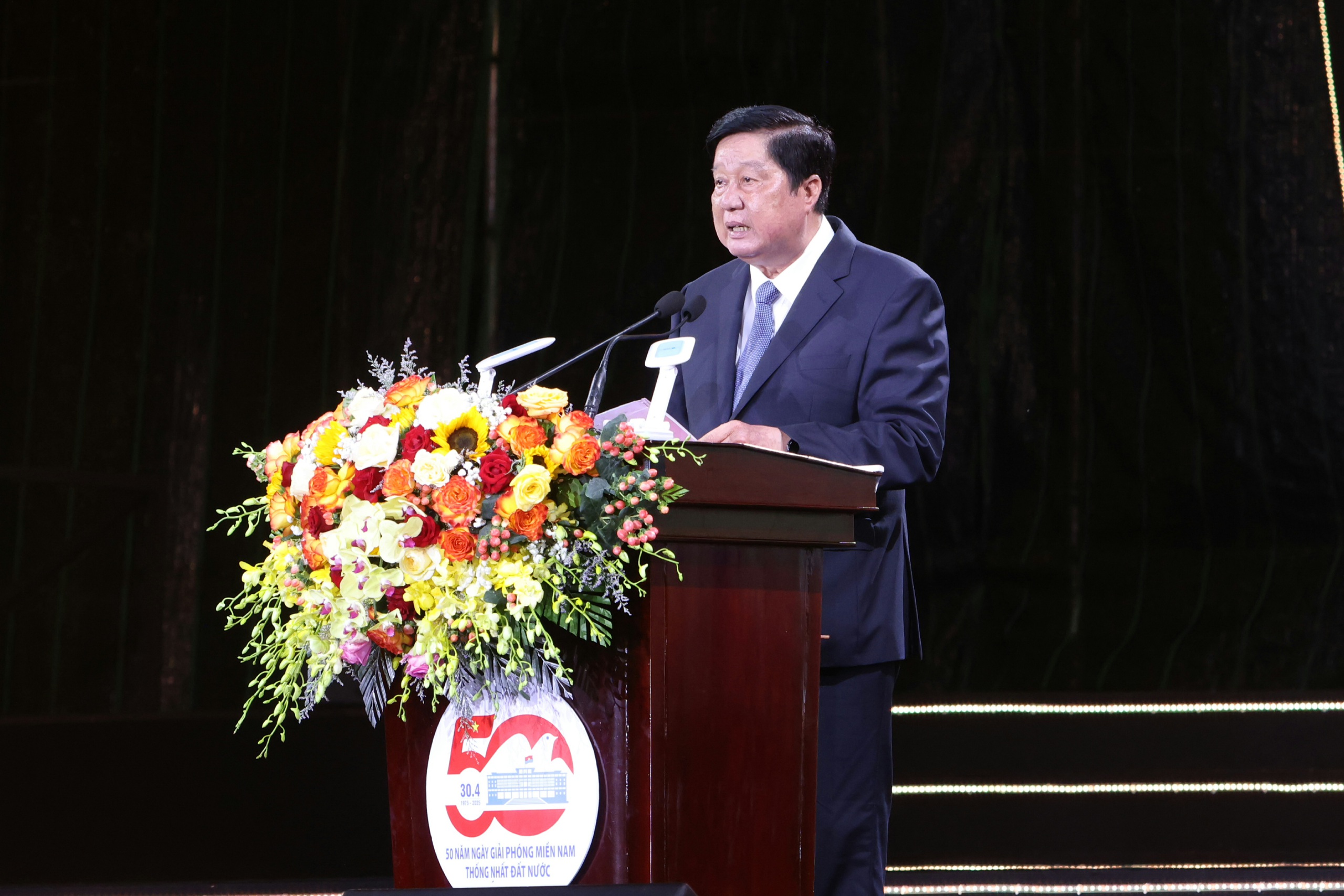 Chủ tịch Quốc hội: Cần Thơ cần triển khai kịp thời sắp xếp đơn vị h&agrave;nh ch&iacute;nh - Ảnh 7.
