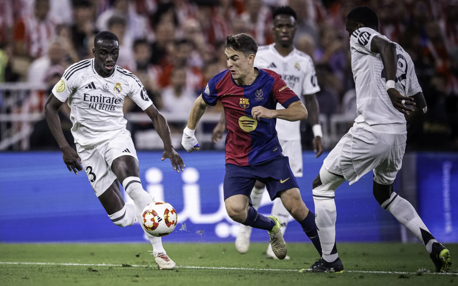 Real Madrid tố trọng tài, đòi tẩy chay chung kết Cúp Nhà vua