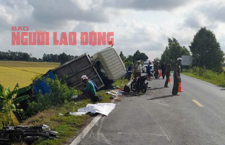 Trên đường về quê, 4 người bị xe tải chở rác tông thương vong tại Long An - Ảnh 3.