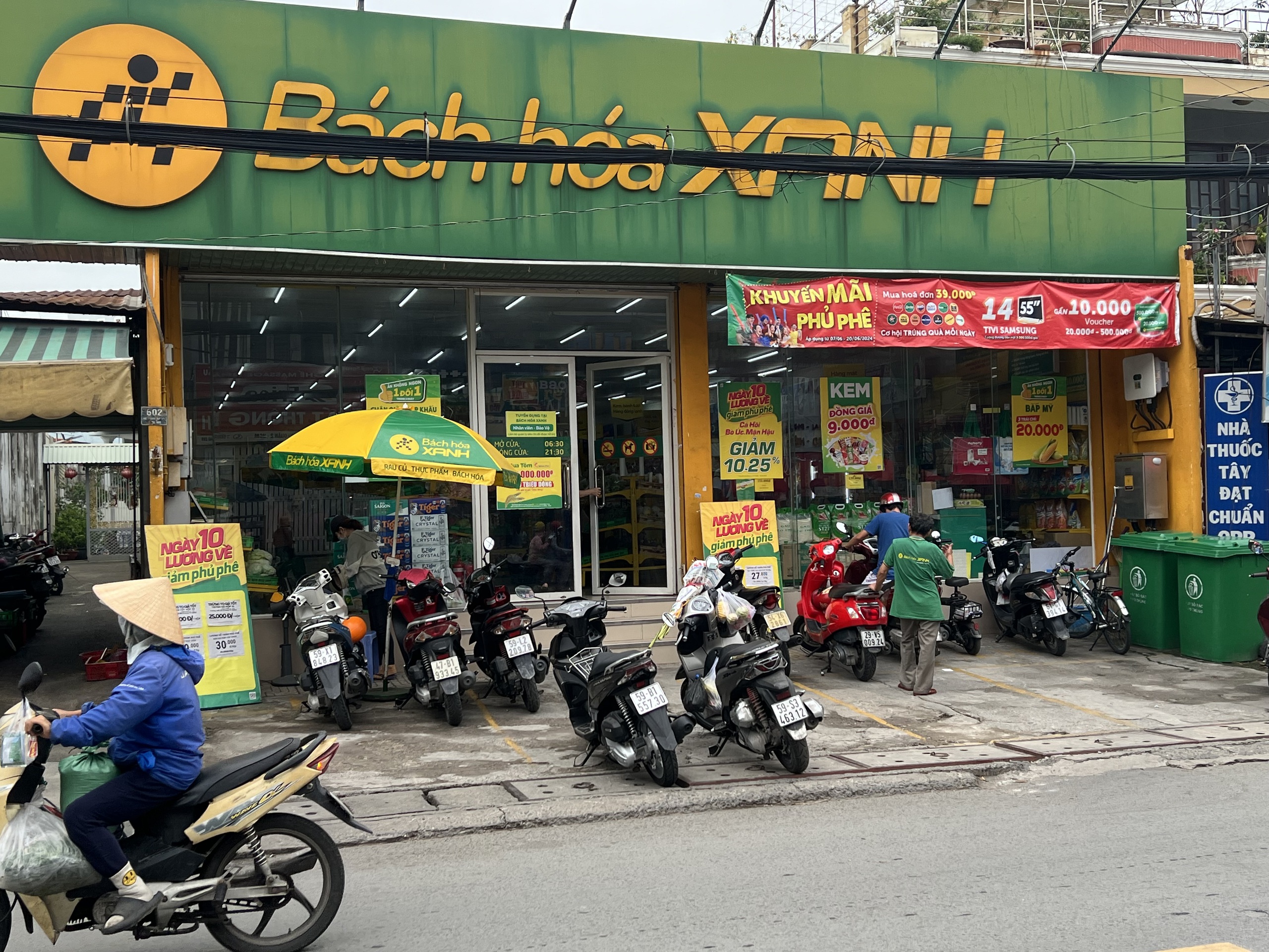 &Ocirc;ng chủ B&aacute;ch h&oacute;a Xanh n&oacute;i kh&ocirc;ng thể kiểm so&aacute;t được 100% h&agrave;ng h&oacute;a - Ảnh 1.