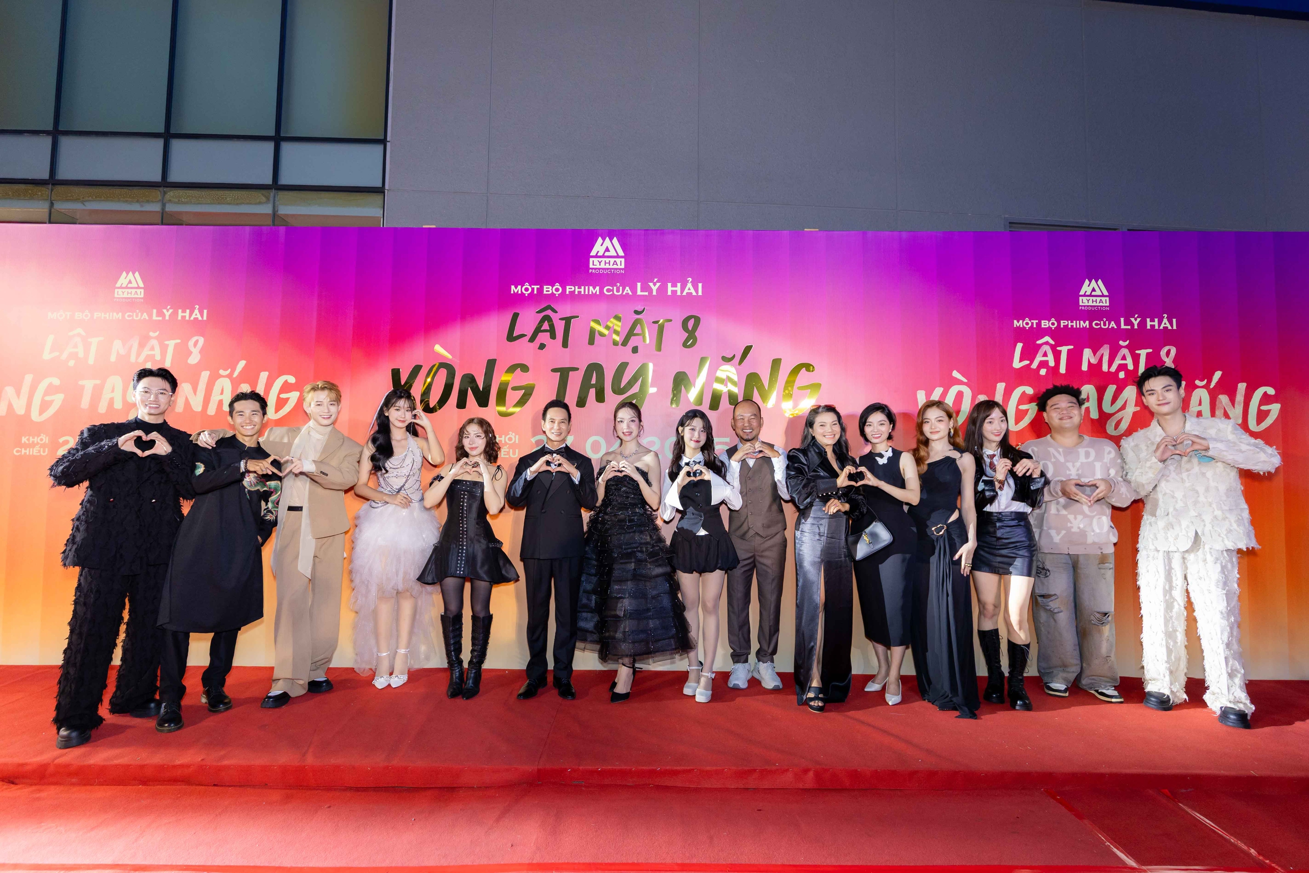 Lý Hải – Minh Hà đẹp đôi bên 4 con - Ảnh 12.