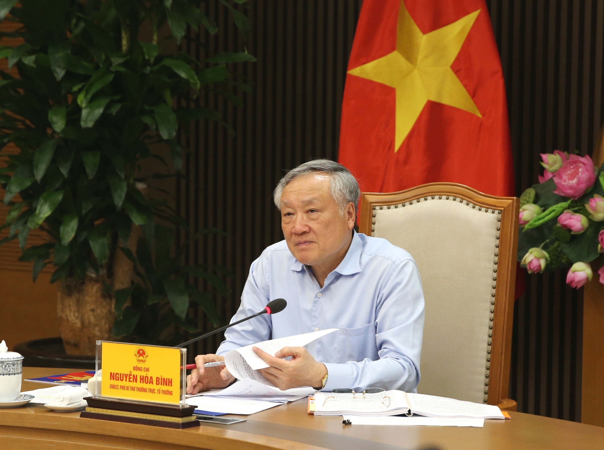 Ph&oacute; Thủ tướng Thường trực l&agrave;m việc với Đảng ủy VNPT v&agrave; BIDV về c&ocirc;ng t&aacute;c chuẩn bị đại hội- Ảnh 1.
