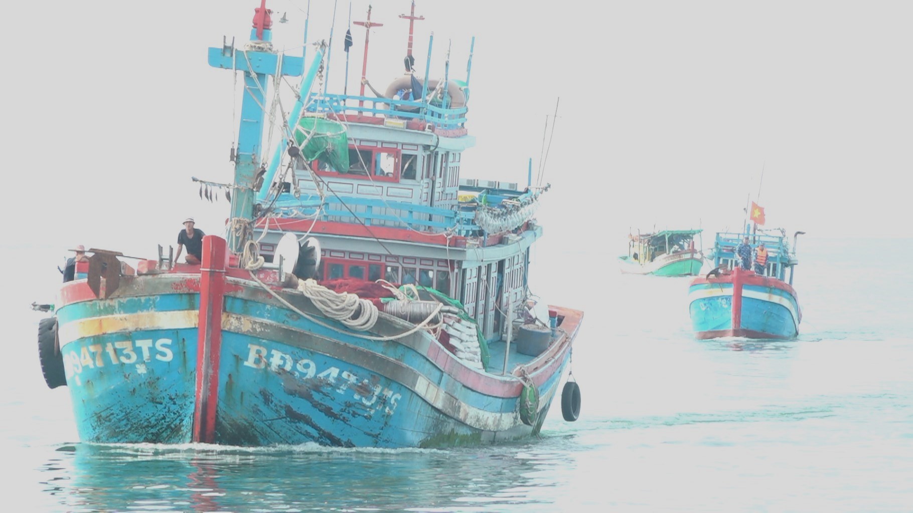 Cảnh s&aacute;t biển ở Ph&uacute; Quốc li&ecirc;n tiếp ph&aacute;t hiện nhiều t&agrave;u c&aacute; vi phạm IUU - Ảnh 3.