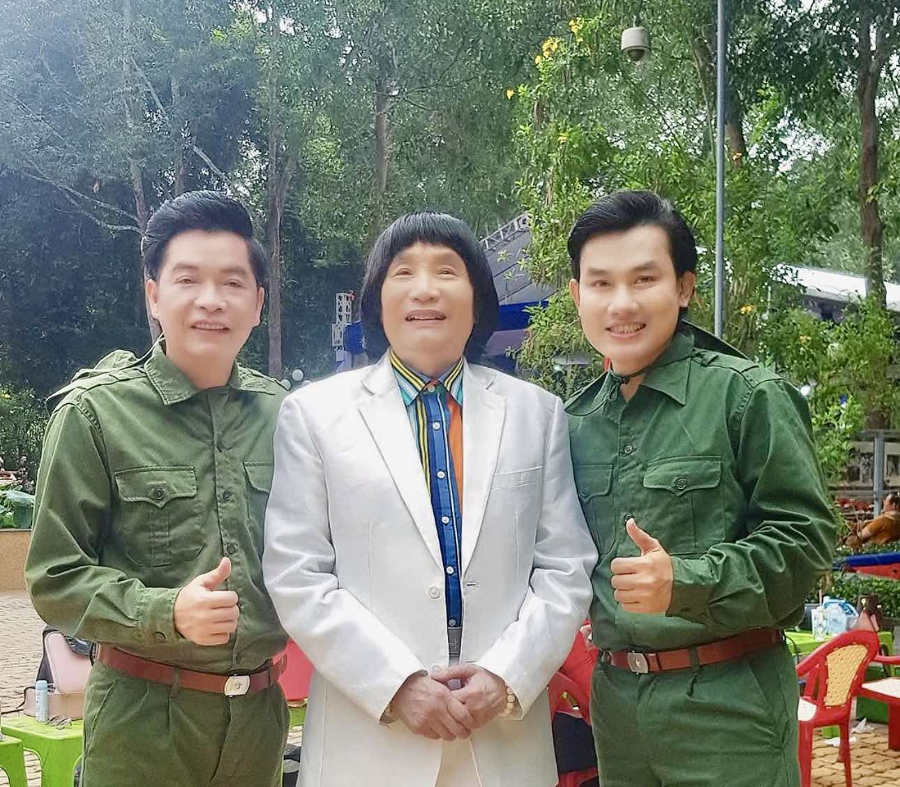 NSND Minh Vương x&uacute;c động trong Lễ kh&aacute;nh th&agrave;nh Tượng đ&agrave;i Chủ tịch Hồ Ch&iacute; Minh tại Đền Bến Dược - Ảnh 6.