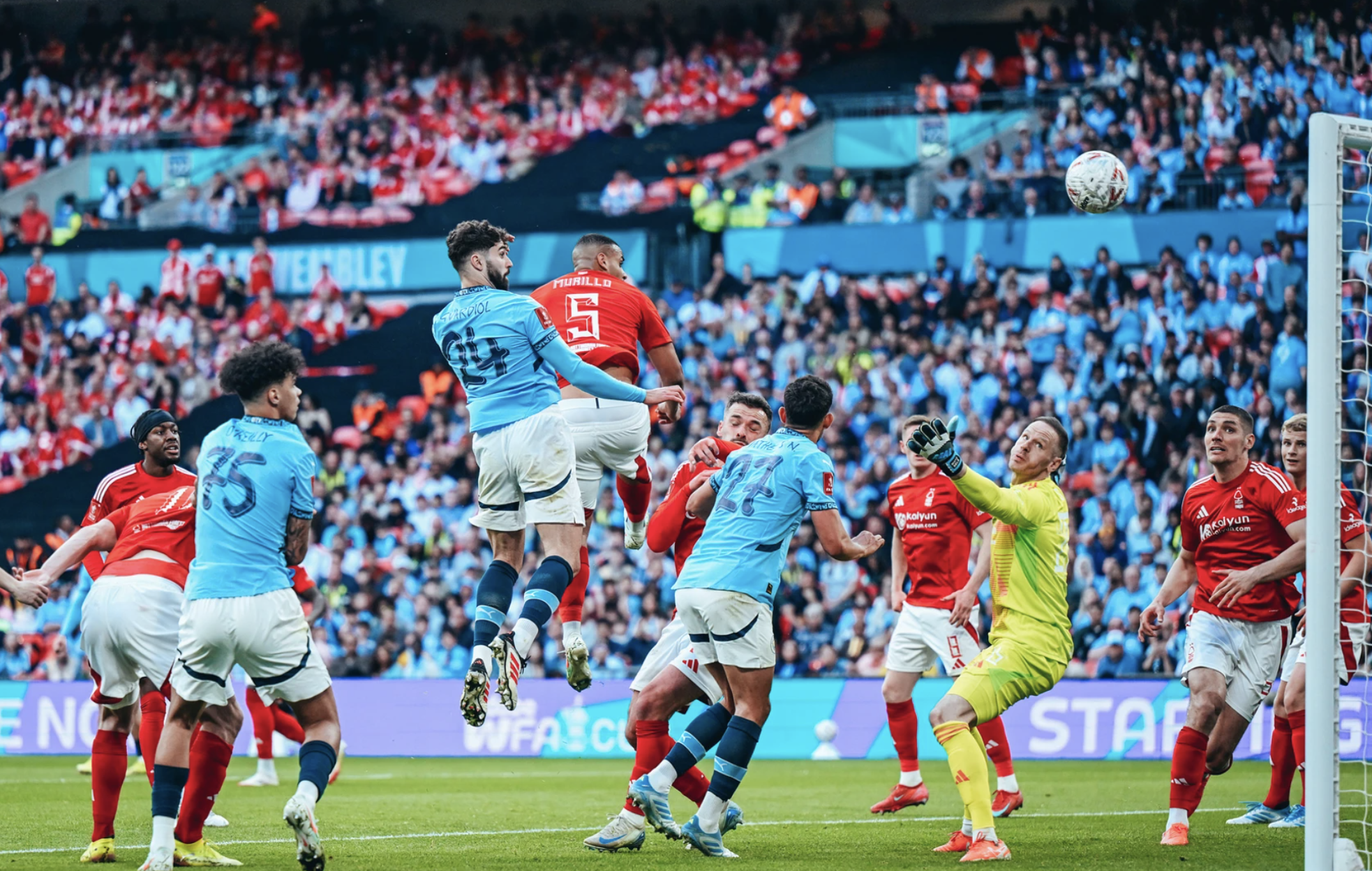 Hạ "ngựa &ocirc;" Nottingham Forest, Man City v&agrave;o chung kết FA Cup ba m&ugrave;a li&ecirc;n tiếp- Ảnh 3.