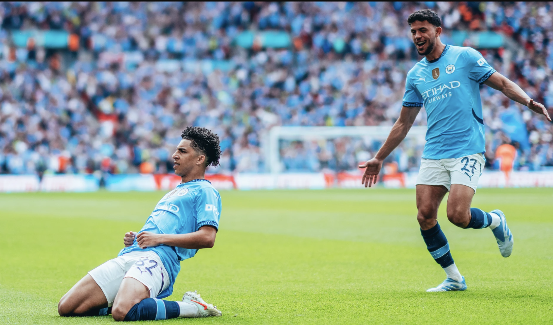 Hạ "ngựa &ocirc;" Nottingham Forest, Man City v&agrave;o chung kết FA Cup ba m&ugrave;a li&ecirc;n tiếp- Ảnh 1.