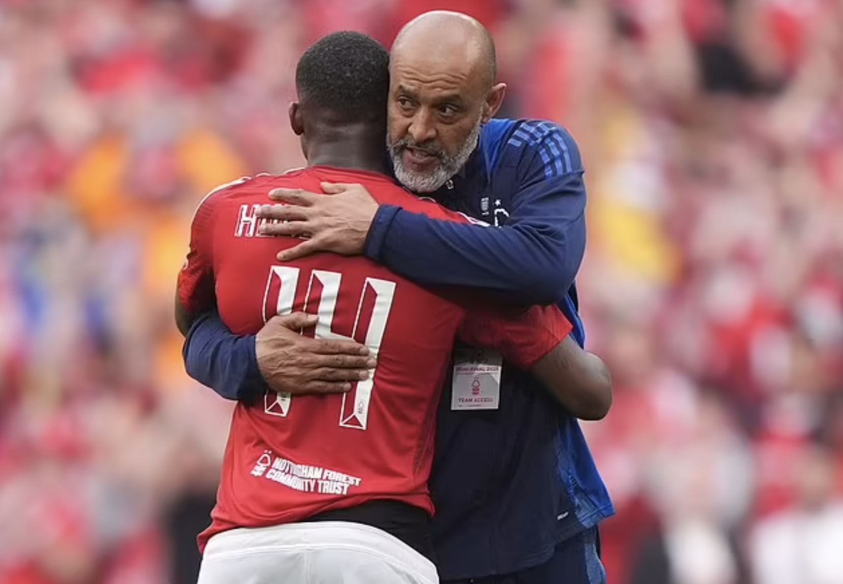 Hạ "ngựa &ocirc;" Nottingham Forest, Man City v&agrave;o chung kết FA Cup ba m&ugrave;a li&ecirc;n tiếp- Ảnh 4.