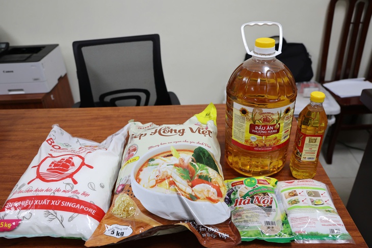 Thu hồi bột ngọt giả- Ảnh 1.