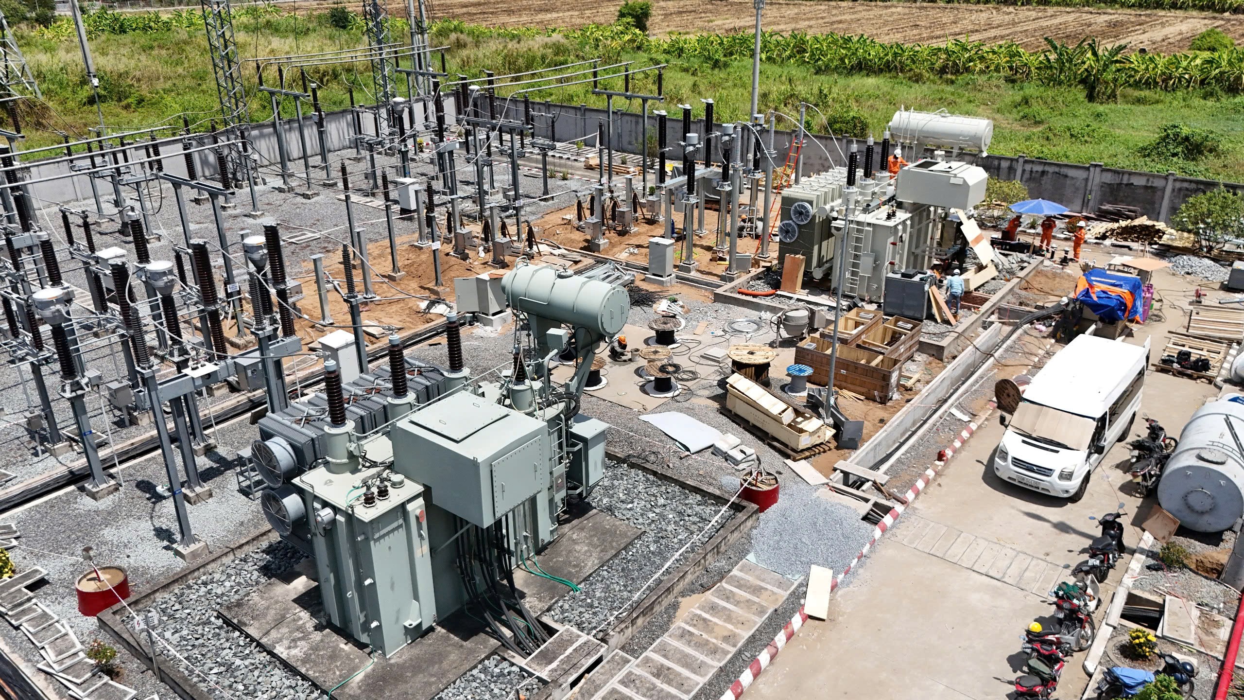 EVNSPC tiếp tục đóng điện thêm 4 công trình 110kV chào mừng 50 năm Ngày Giải phóng miền Nam- Ảnh 4.