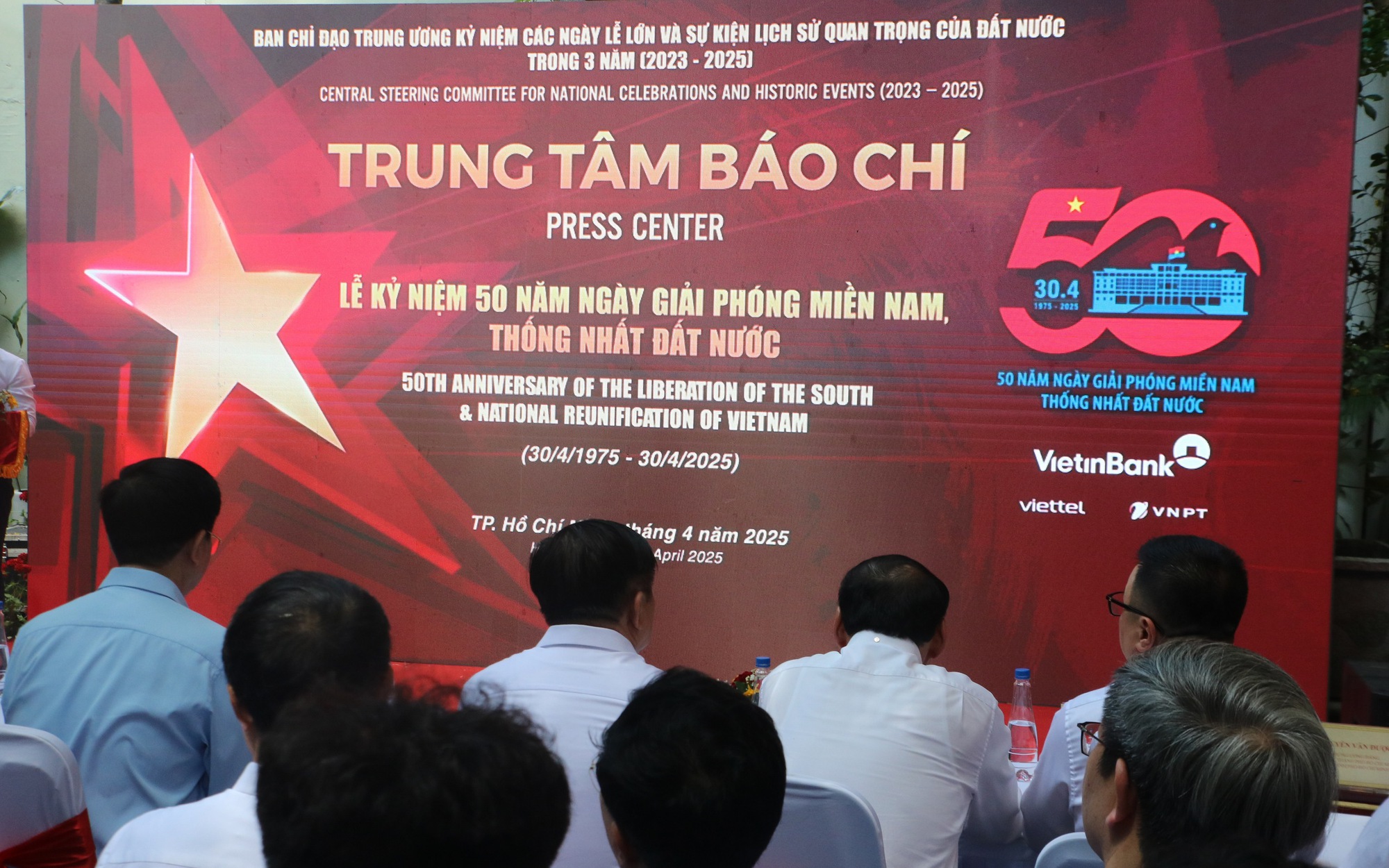 Khai trương Trung tâm báo chí Lễ kỷ niệm 50 năm Ngày Giải phóng miền Nam, thống nhất đất nước