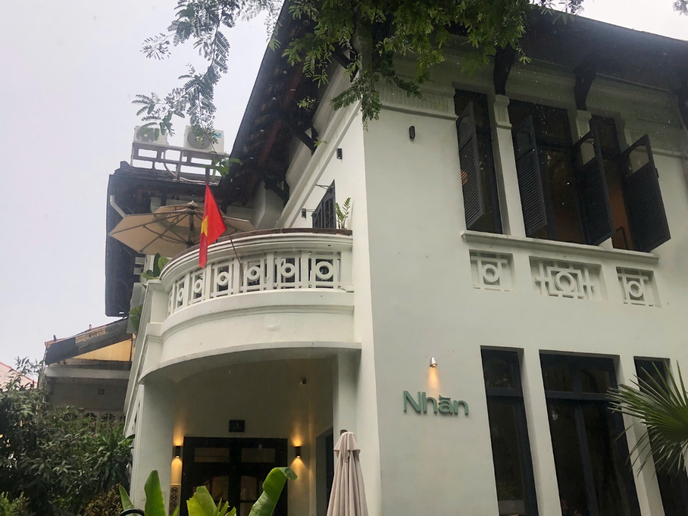 Những địa điểm xem diễu binh, ph&aacute;o hoa v&agrave; tr&igrave;nh diễn m&aacute;y bay &ldquo;kh&ocirc;ng c&oacute; chỗ ch&ecirc;&rdquo; dịp 30-4- Ảnh 13.