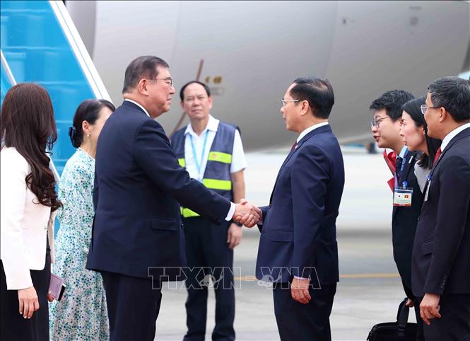 Thủ tướng Nhật Bản Ishiba Shigeru đến Hà Nội, bắt đầu thăm chính thức Việt Nam- Ảnh 3.