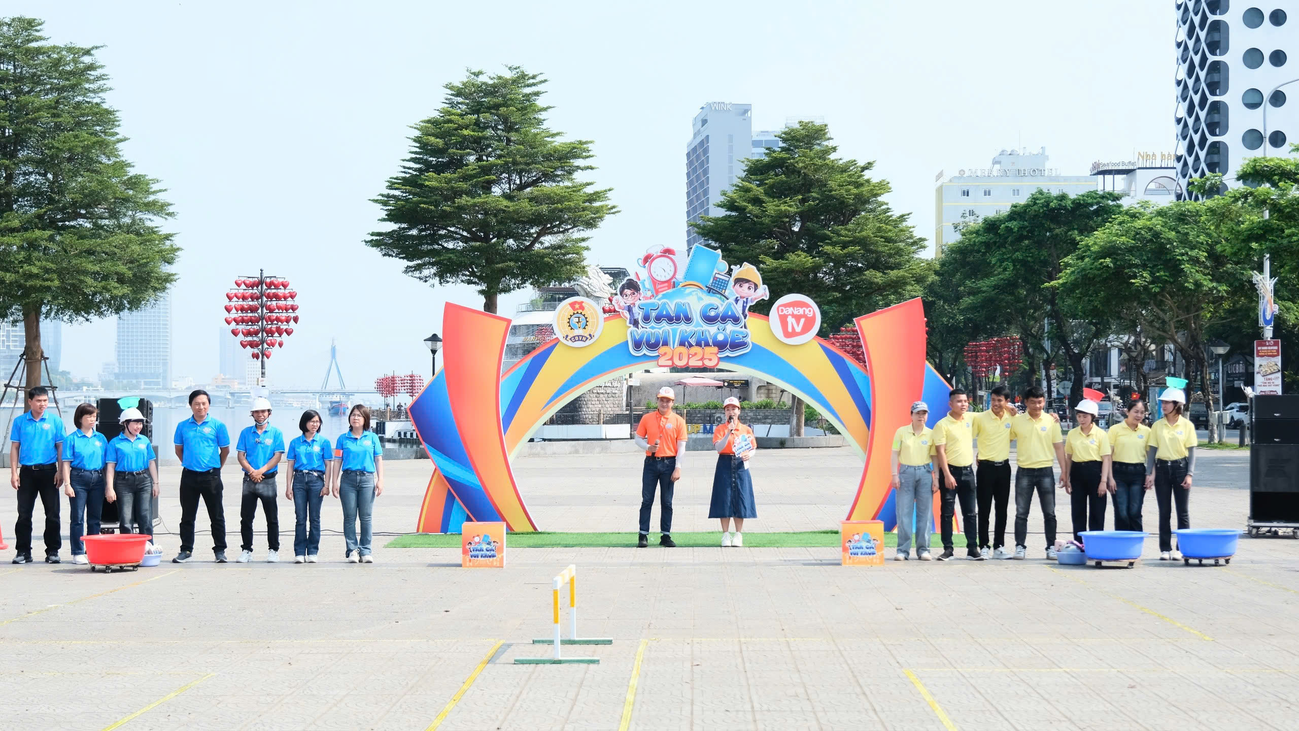 Game show dành riêng cho công nhân tại Đà Nẵng hấp dẫn ngay từ tập đầu tiên- Ảnh 1.