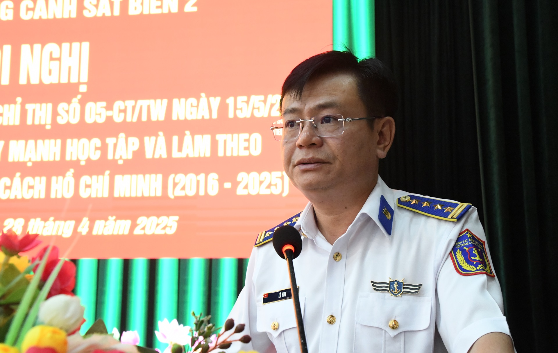 V&ugrave;ng Cảnh s&aacute;t biển 2 tổng kết 10 năm thực hiện Chỉ thị 05 của Bộ Ch&iacute;nh trị- Ảnh 1.