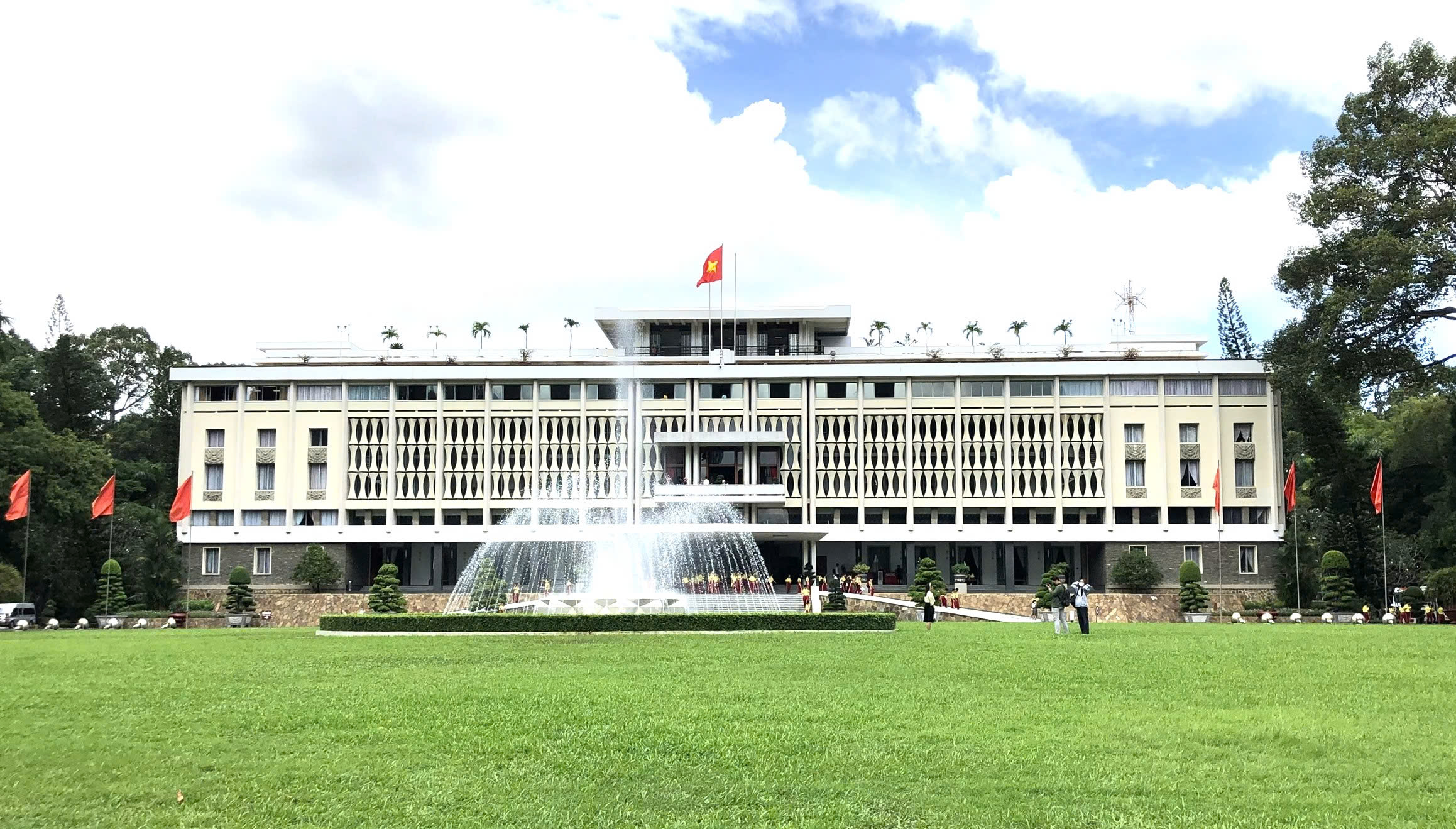 Thời khắc lịch sử tại Dinh Độc Lập- Ảnh 2.