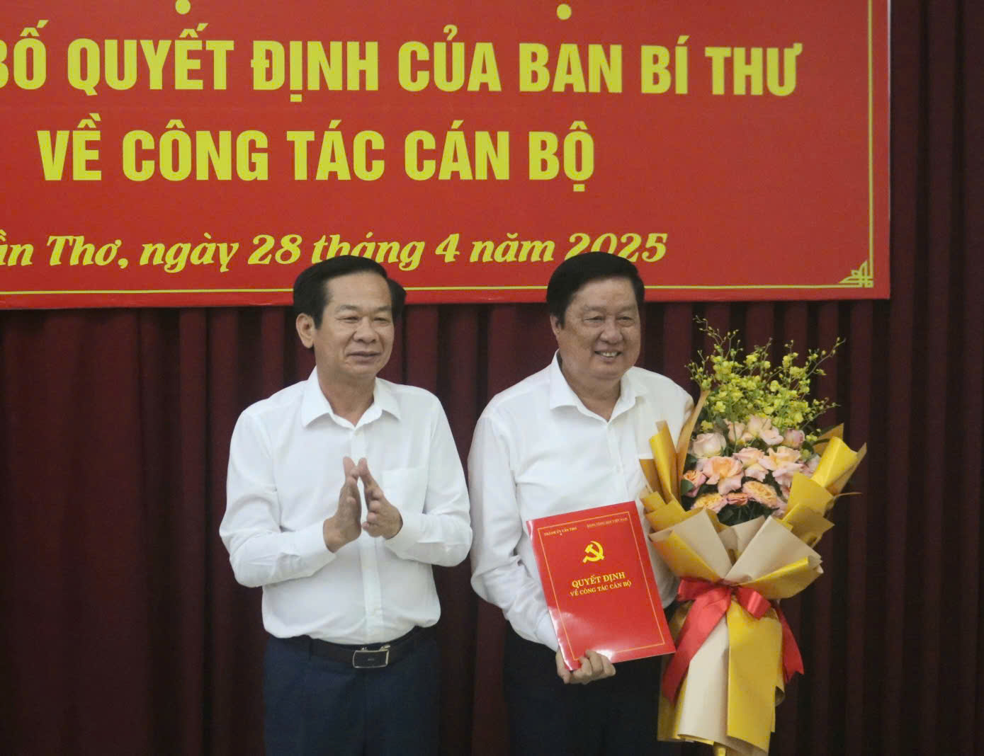 Ph&aacute;t biểu x&uacute;c động của Chủ tịch HĐND TP Cần Thơ khi nhận quyết định nghỉ hưu- Ảnh 2.