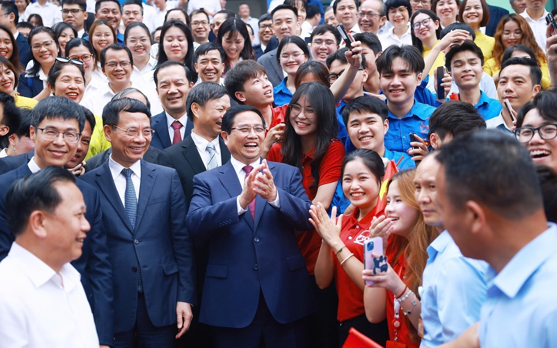 Có một Việt Nam hôm nay...
