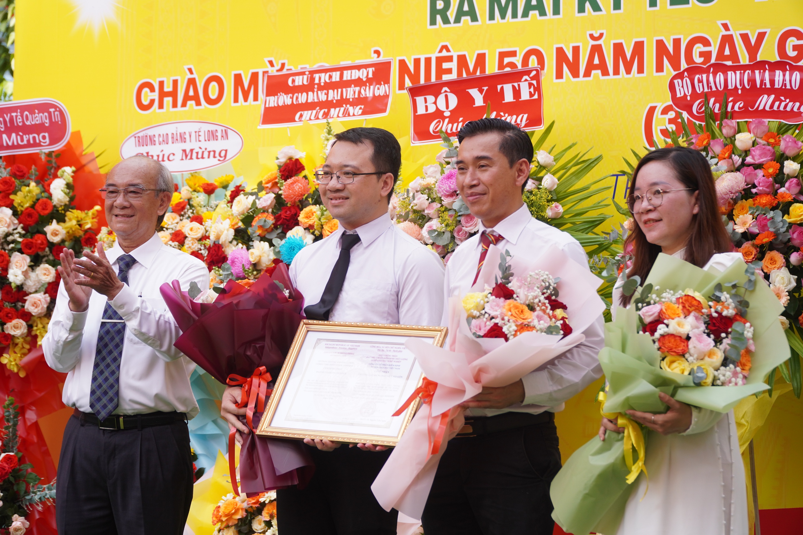 Ấn tượng triển l&atilde;m Quốc kỳ độc đ&aacute;o- Ảnh 3.