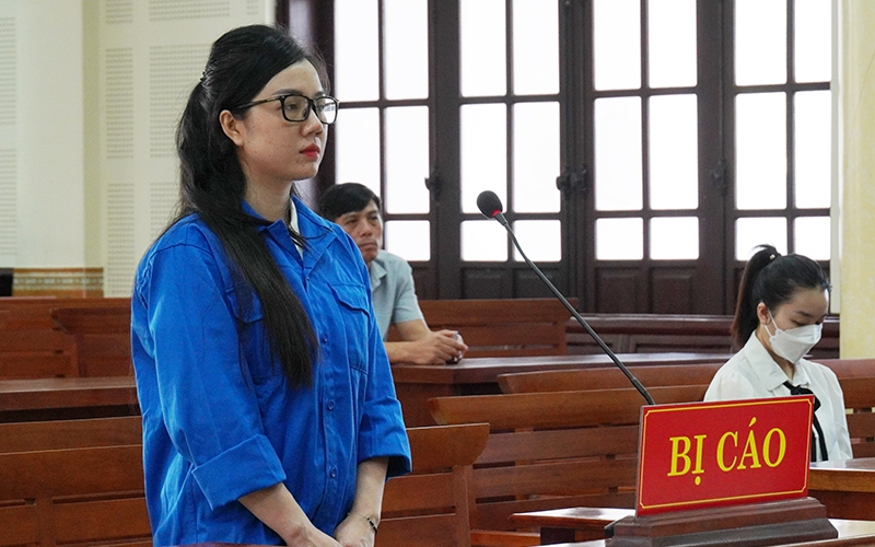 Lật lại "phi vụ" 16,3 tỉ đồng của nữ nhân viên ngân hàng ở Quảng Bình