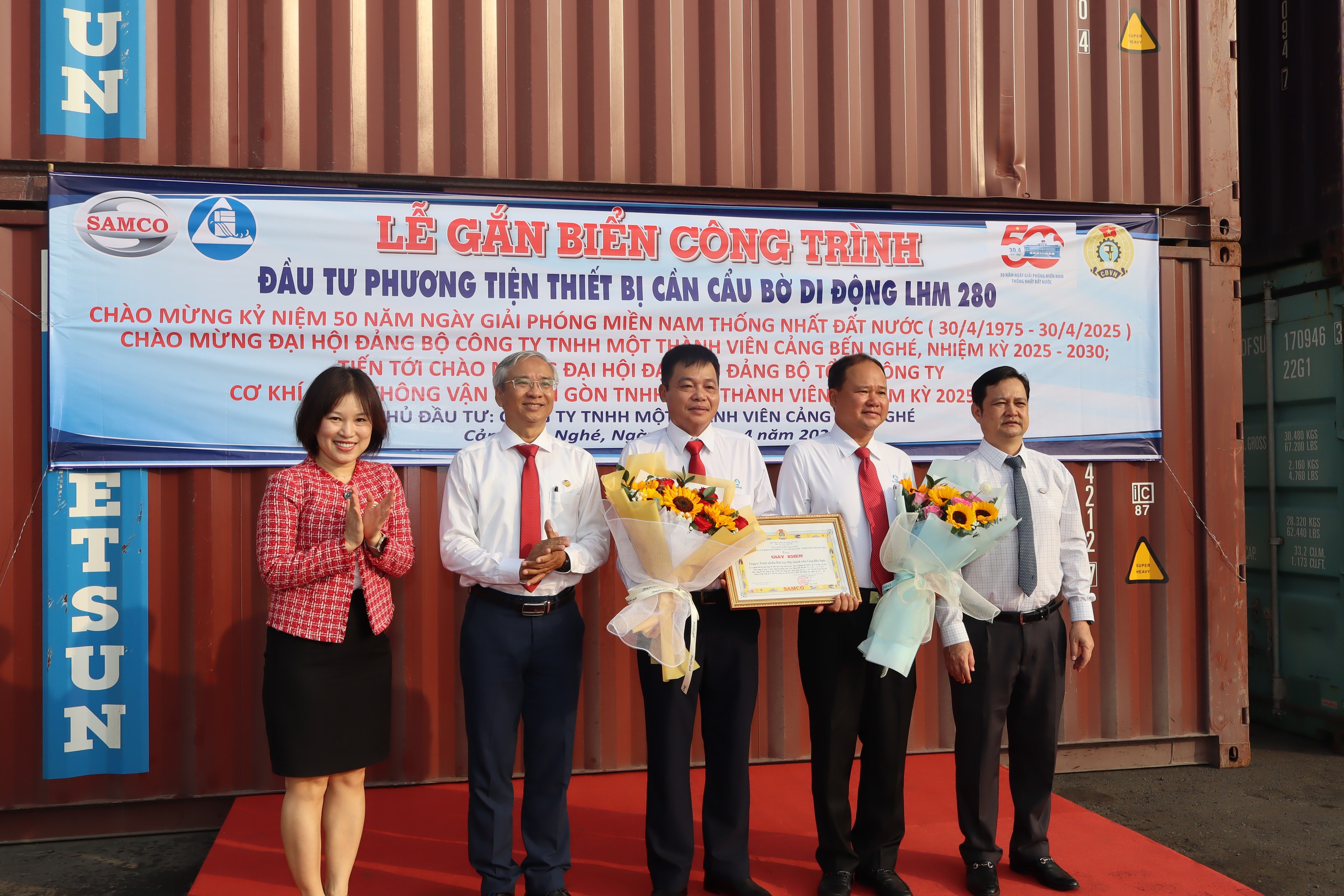 Nỗ lực đảm bảo việc l&agrave;m, ph&uacute;c lợi cho người lao động - Ảnh 3.
