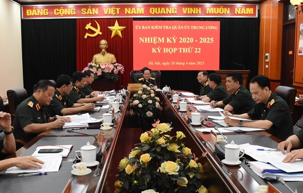 Đề nghị kỷ luật 7 qu&acirc;n nh&acirc;n vi phạm ph&aacute;p luật- Ảnh 1.