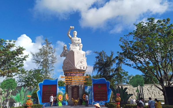 Những "đường mòn" lịch sử