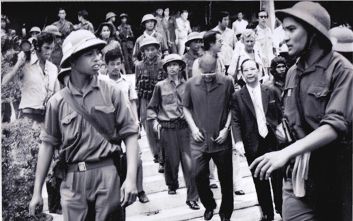 Tiến về Sài Gòn