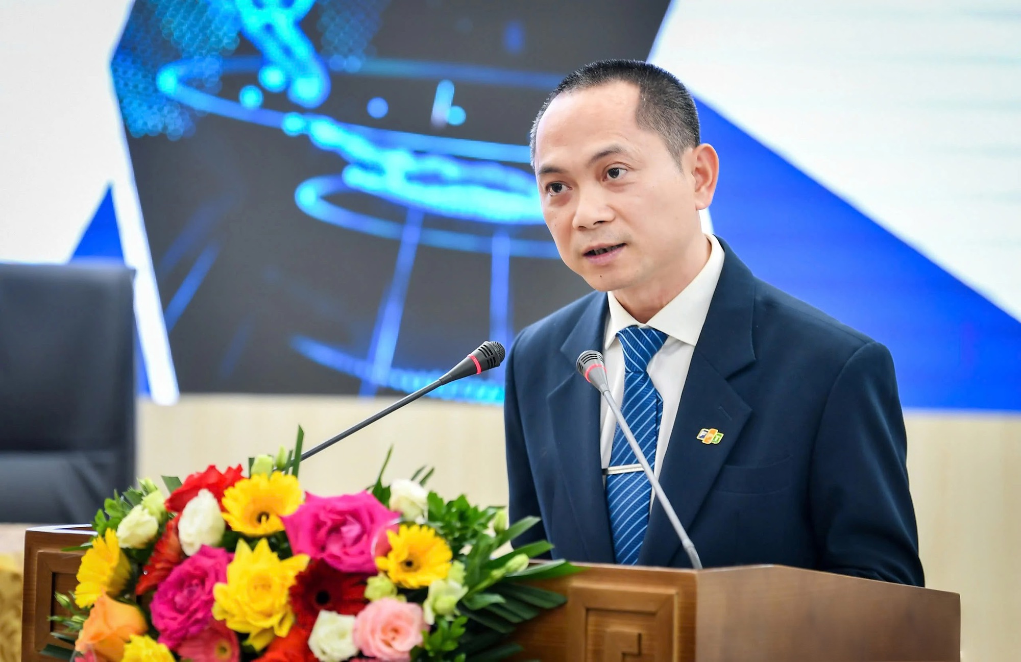 Báo Nhân Dân đồng hành cùng FPT Long Châu trong công tác truyền thông y tế và chăm sóc sức khỏe- Ảnh 2.