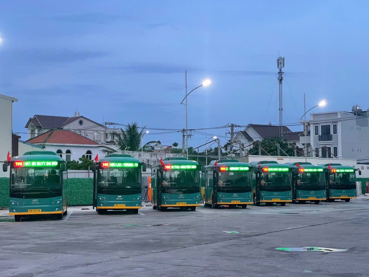 Thêm xe buýt điện kết nối nhà ga T3 sân bay Tân Sơn Nhất- Ảnh 1.