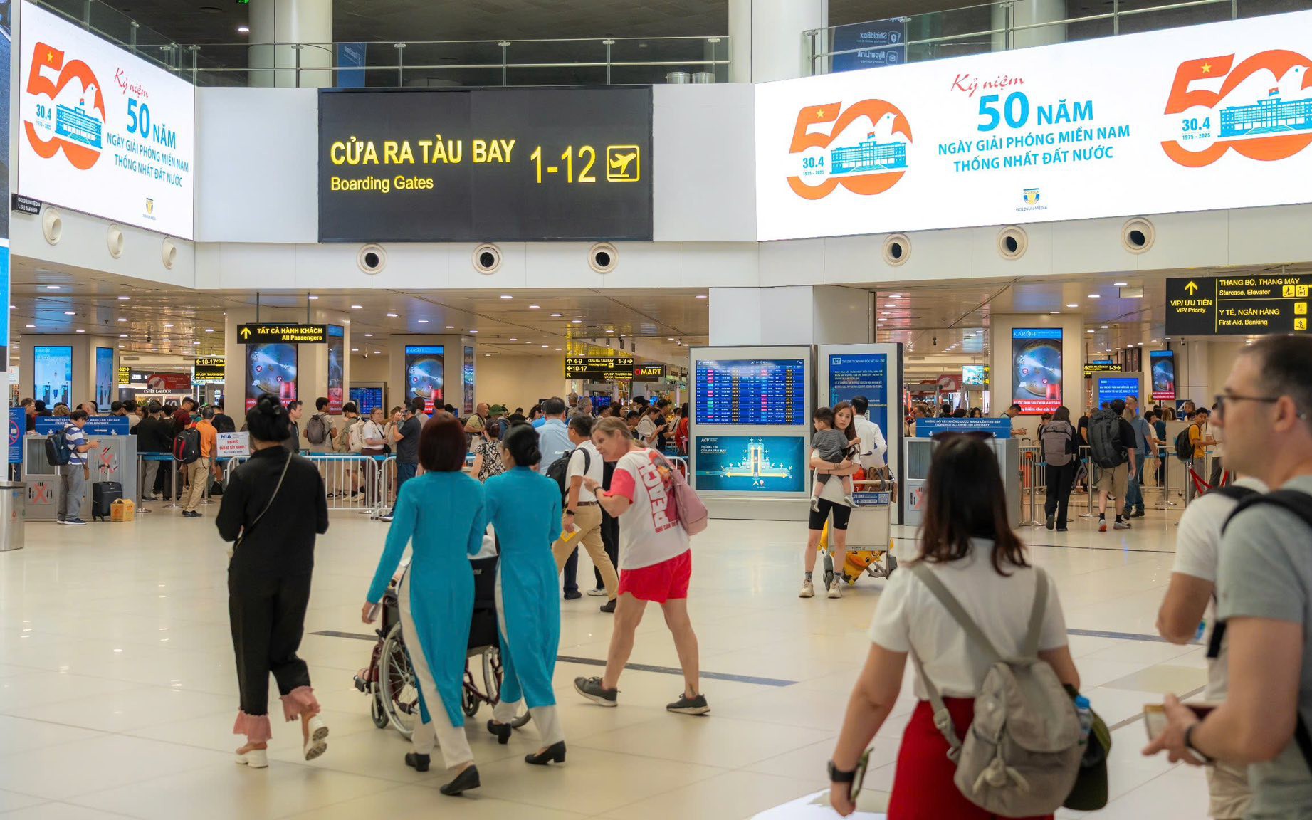 Nội Bài bước vào ngày cao điểm nhất kỳ nghỉ lễ 30-4, 1-5