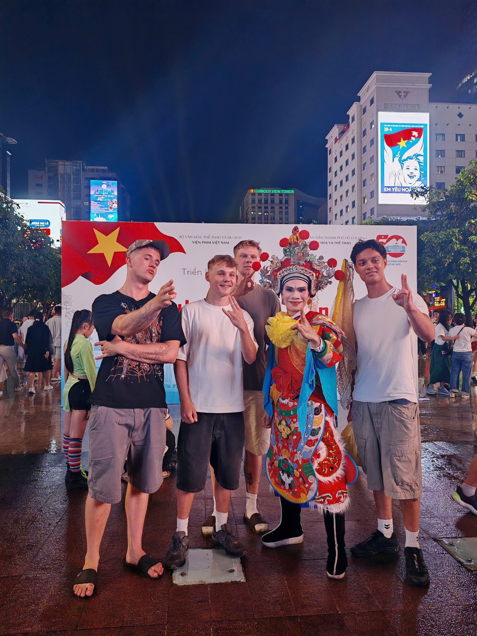 "&Acirc;m sắc phương Nam" - Những thanh &acirc;m nồng n&agrave;n ch&agrave;o mừng 50 năm thống nhất đất nước- Ảnh 1.