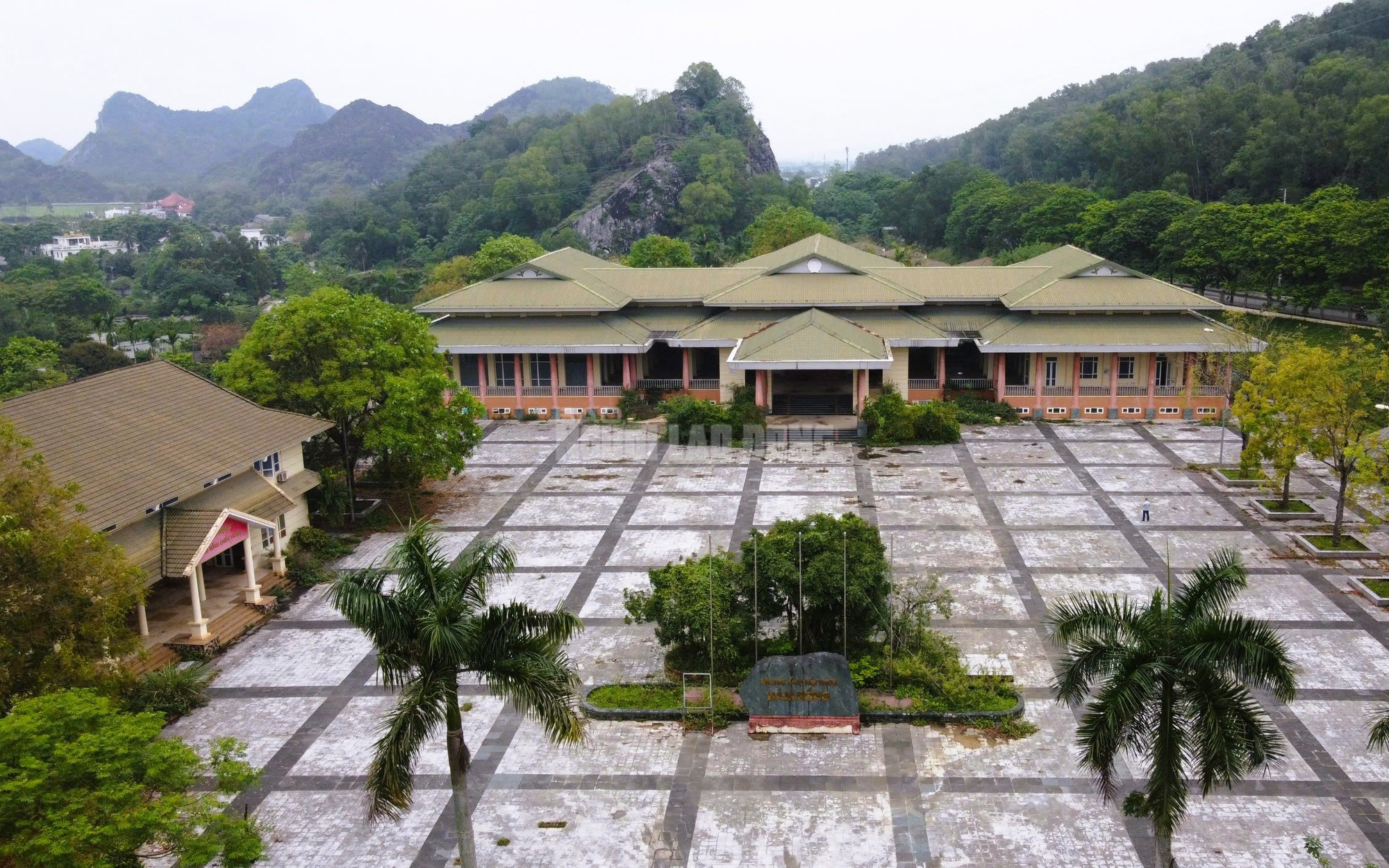 Thanh tra dự án trung tâm hội nghị 160 tỉ đồng bỏ hoang ở Thanh Hóa