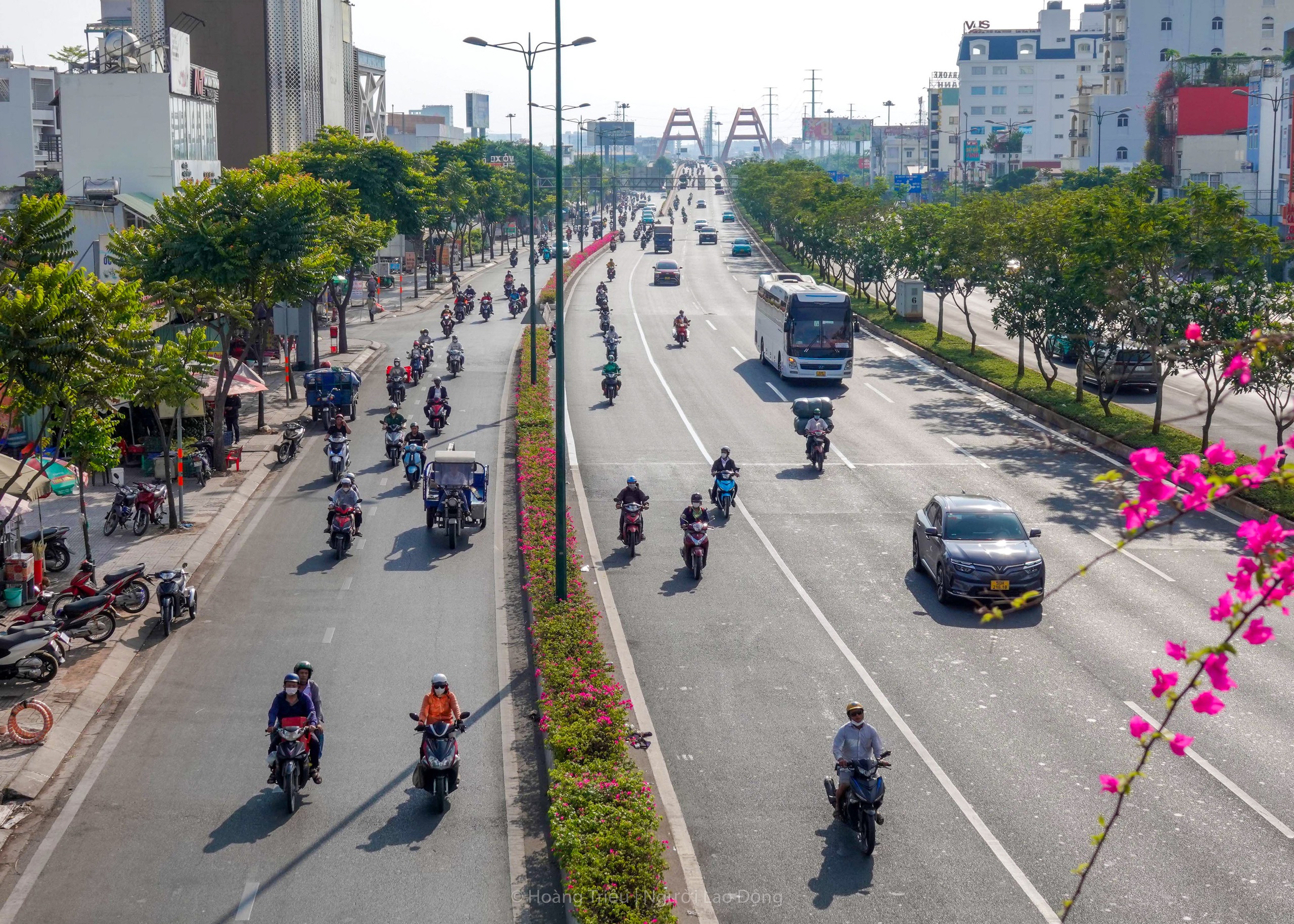 Thời tiết TP HCM hôm nay, 29-4: Nắng nóng 36°C, chỉ số UV ở mức 10- Ảnh 1.