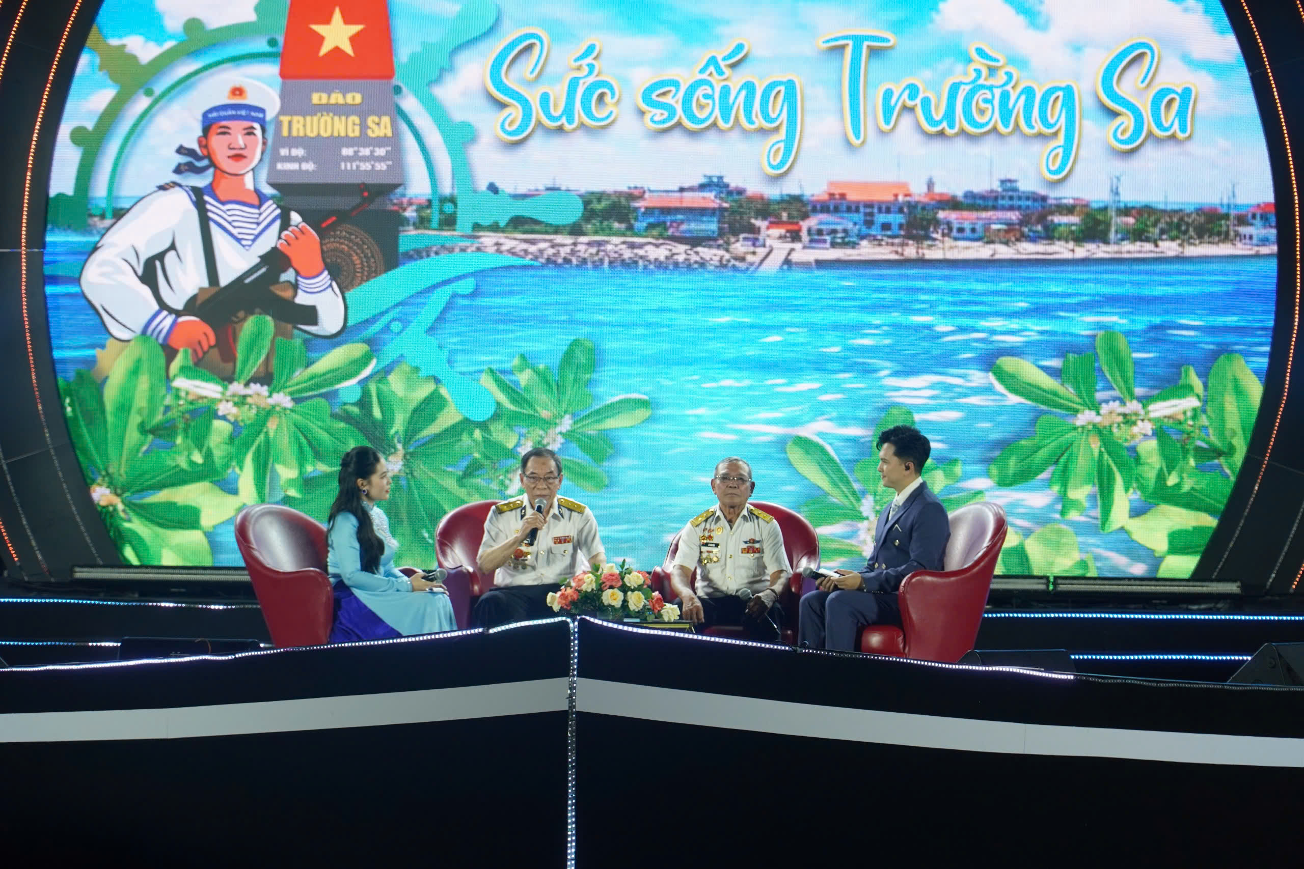 Ch&iacute;nh luận nghệ thuật kỷ niệm 50 năm giải ph&oacute;ng Trường Sa- Ảnh 3.