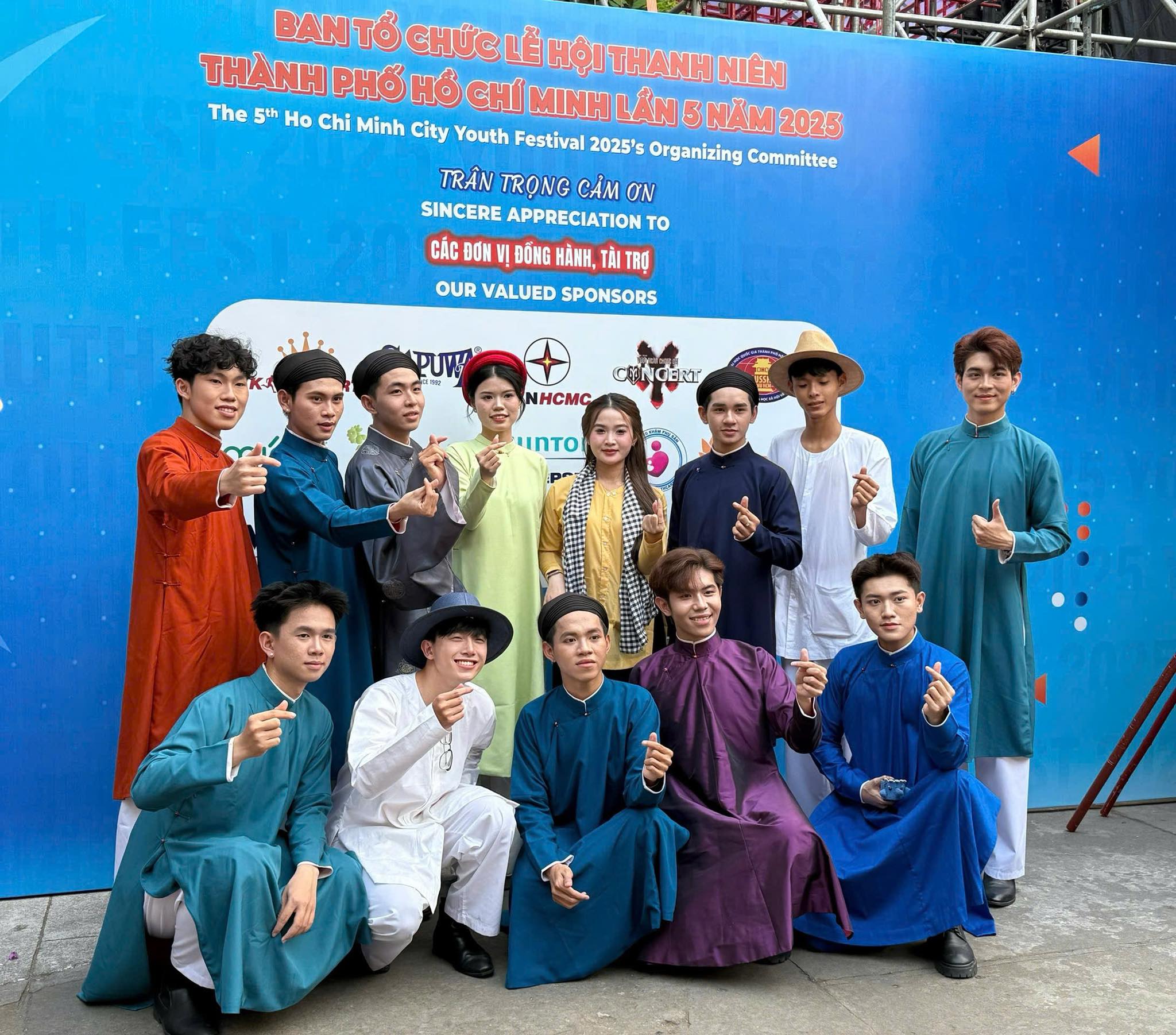 NSND Kim Xu&acirc;n, NSƯT L&ecirc; Thiện nhận định "Bản sắc văn h&oacute;a hồi sinh ngoạn mục"- Ảnh 5.